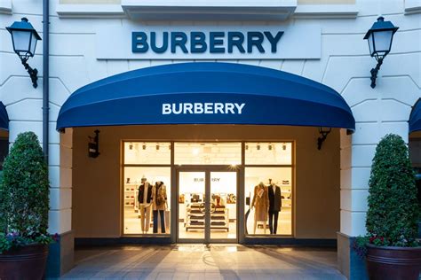 outlet burberry campania|burberry outlet store spain.